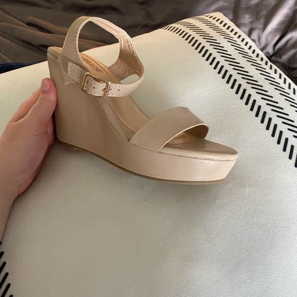 Nude Wedge Sandals (BRAND NEW) - Picture 3 of 5